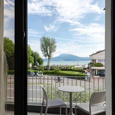Hotel Arena Hotel 3*