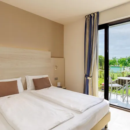 Hotel Arena 3*