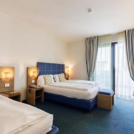 Hotel Arena 3* Sirmione