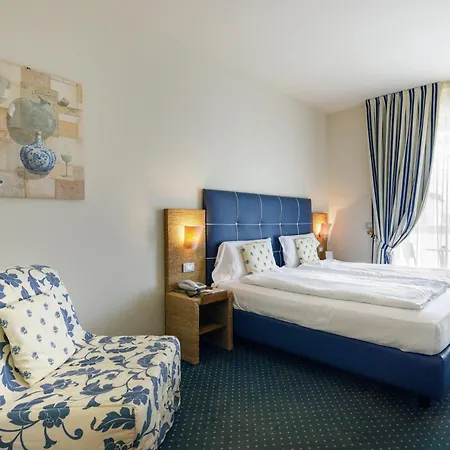 Hotel Hotel Arena 3*